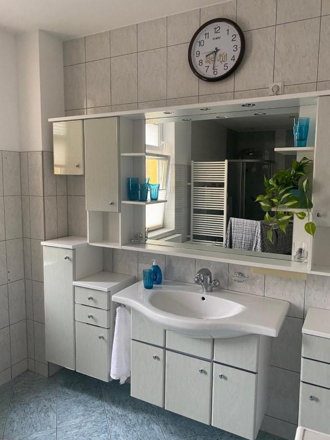 Ferienwohnung Mit Terrasse เอาเออ ภายนอก รูปภาพ