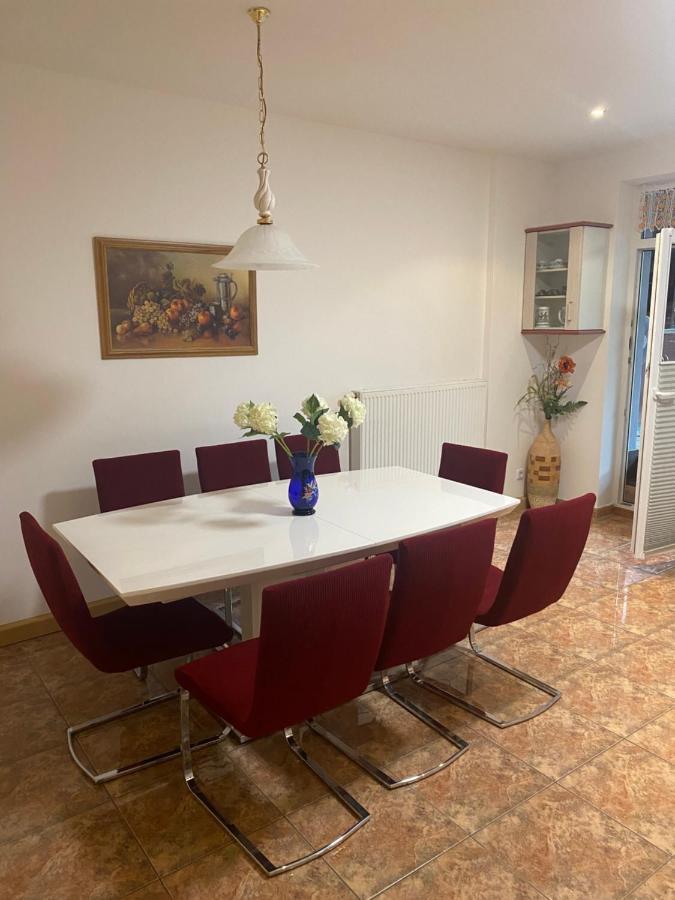 Ferienwohnung Mit Terrasse เอาเออ ภายนอก รูปภาพ